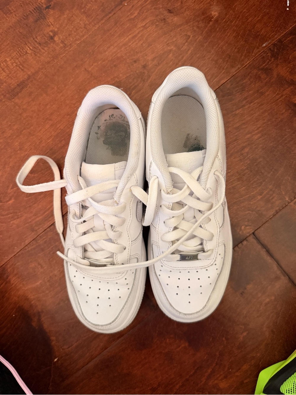 White AF1 - Picture 6 of 7